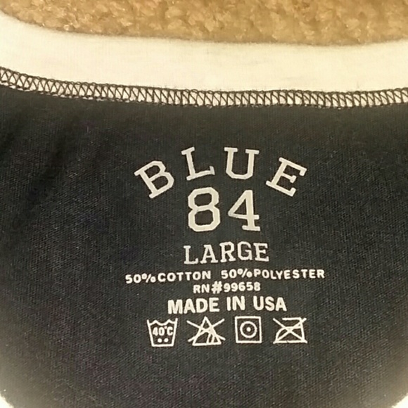 shirt - Picture 3 of 4